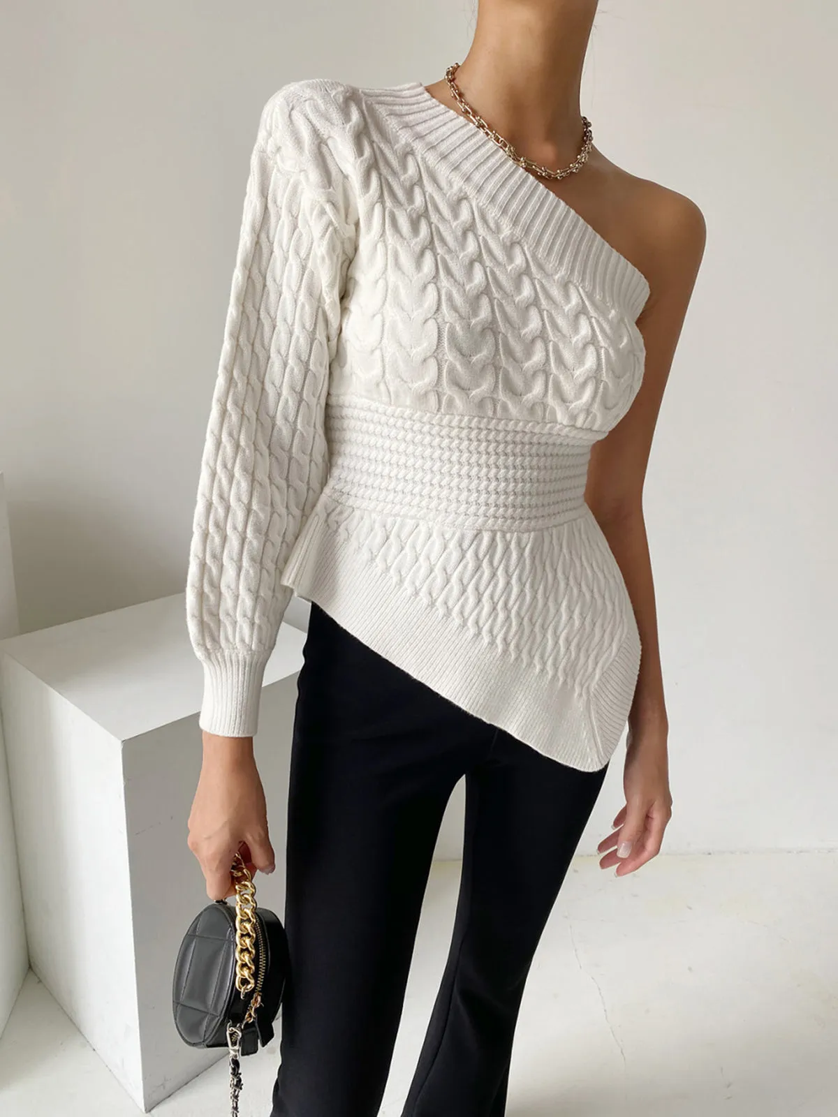 One Shoulder Asymmetrical Trendy Cable Knit Sweater